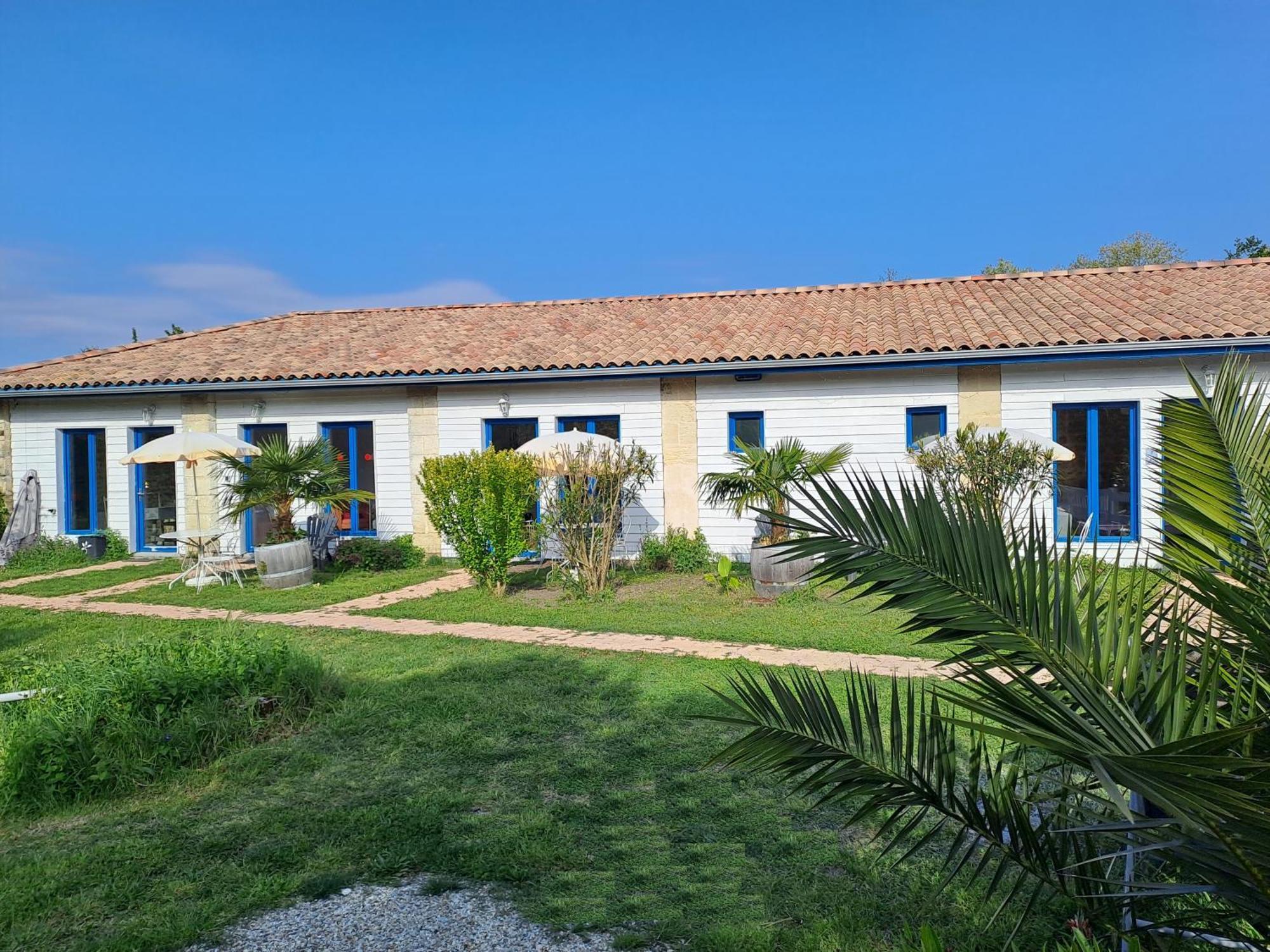 Bed and Breakfast La Cadournaise Saint-Seurin-de-Cadourne Exterior foto