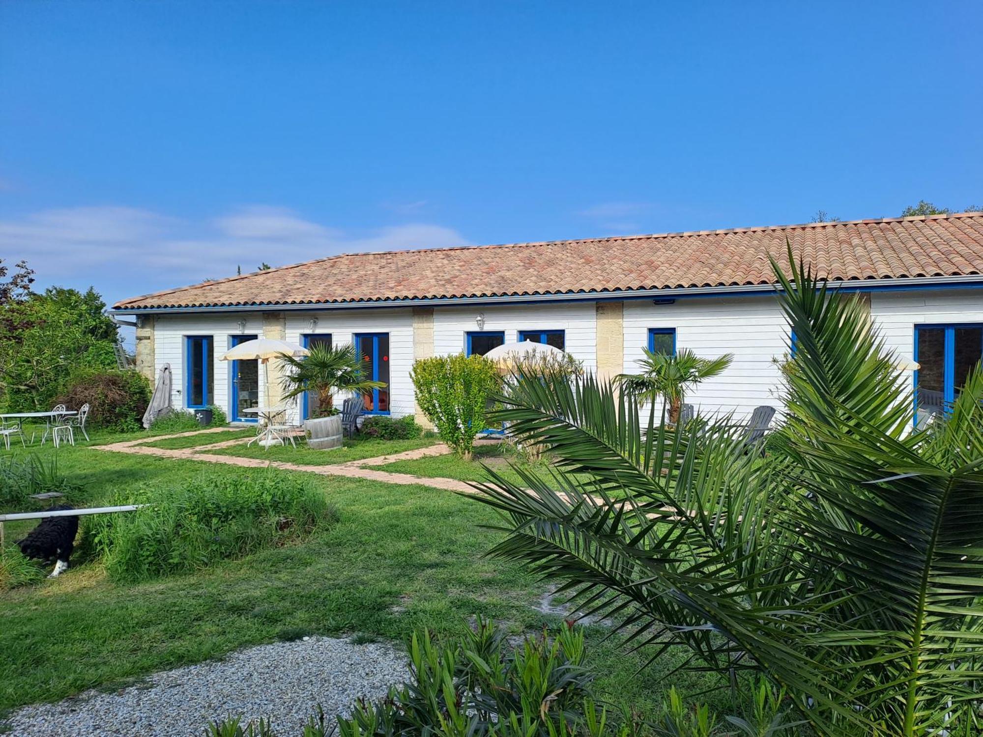Bed and Breakfast La Cadournaise Saint-Seurin-de-Cadourne Exterior foto