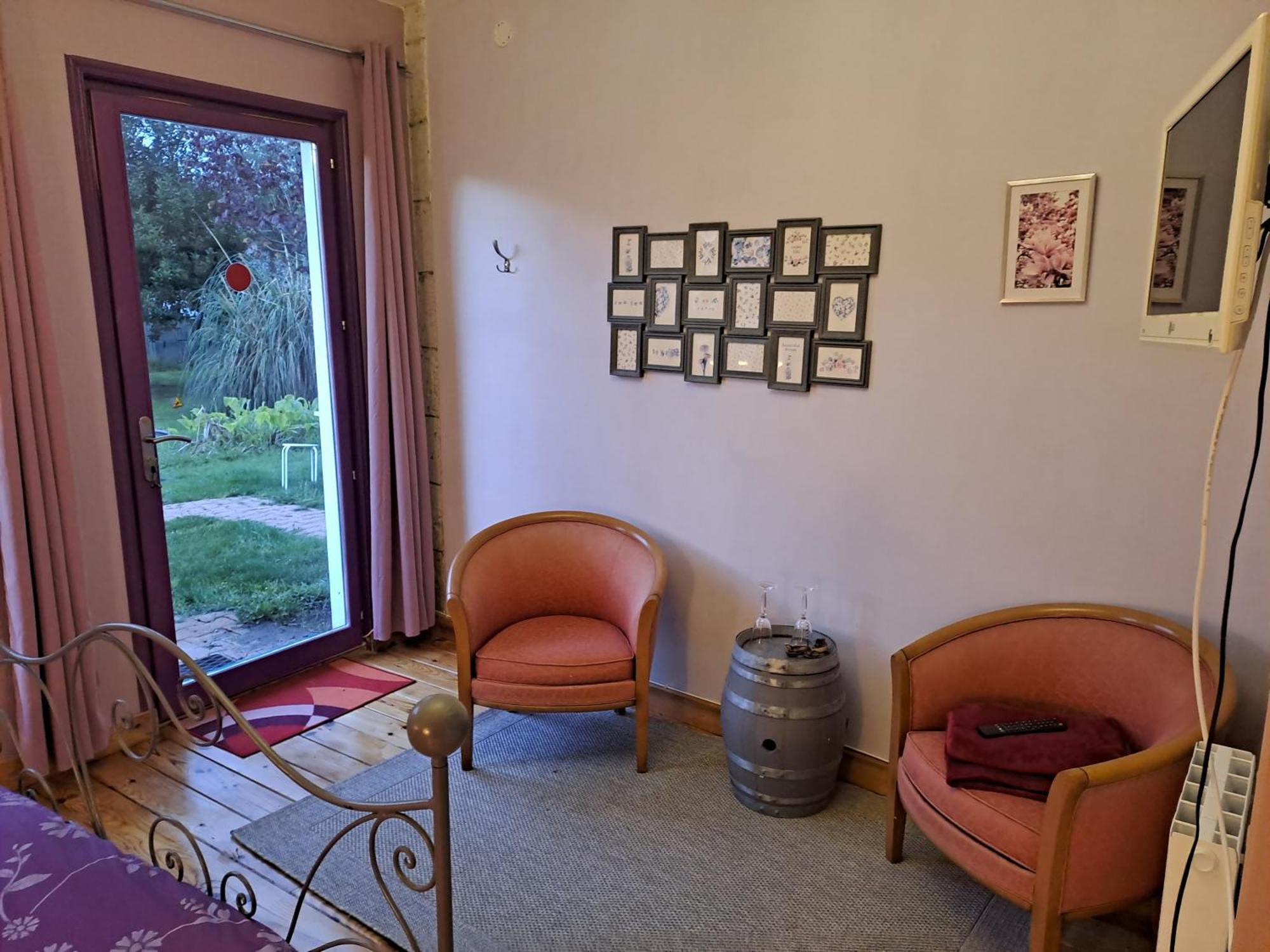 Bed and Breakfast La Cadournaise Saint-Seurin-de-Cadourne Exterior foto