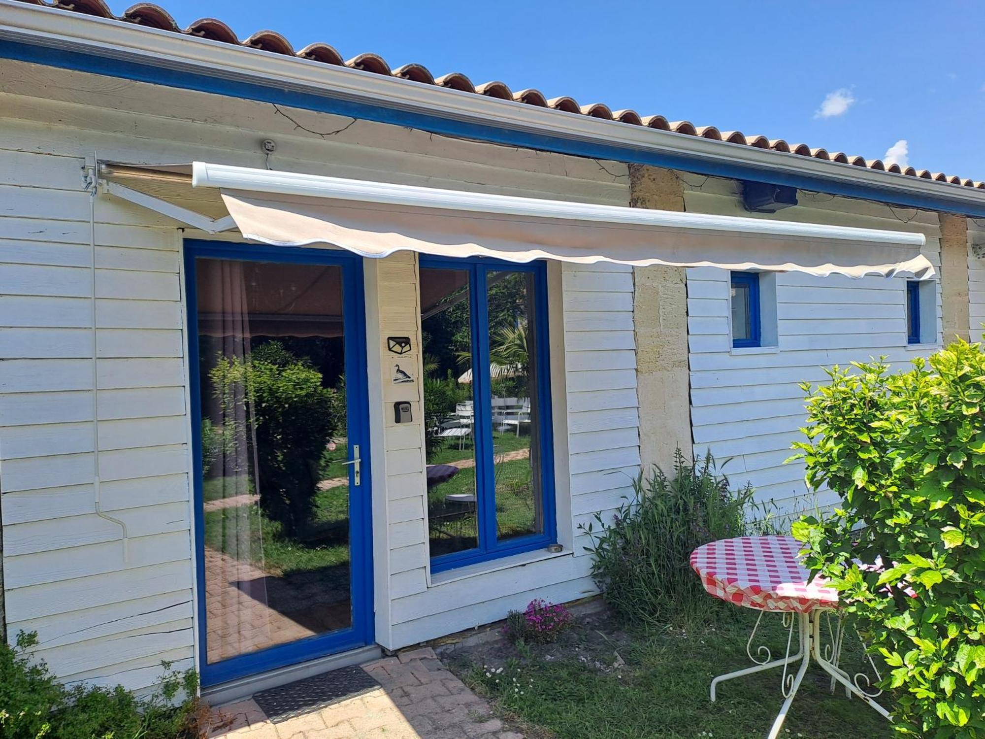 Bed and Breakfast La Cadournaise Saint-Seurin-de-Cadourne Exterior foto