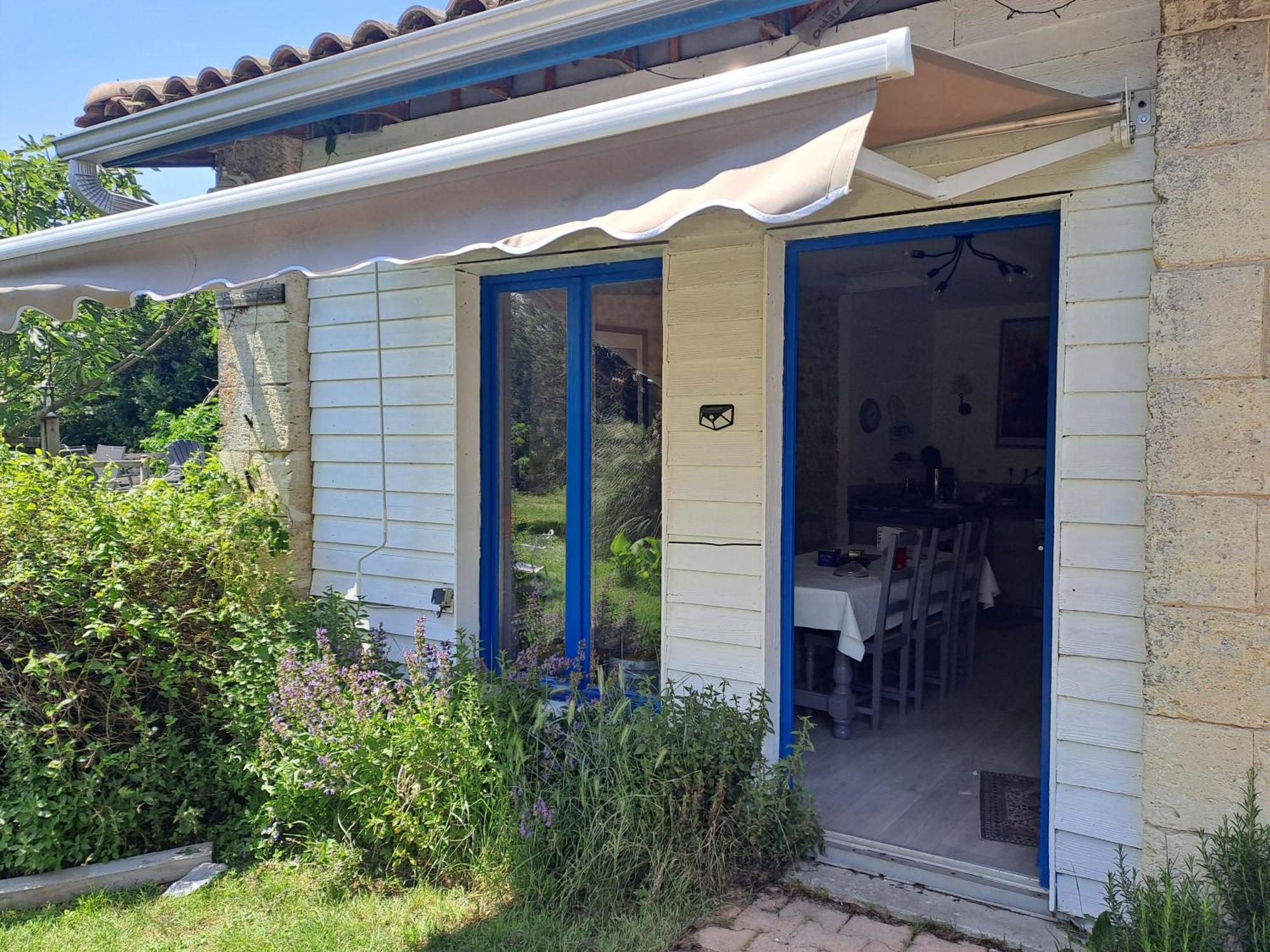 Bed and Breakfast La Cadournaise Saint-Seurin-de-Cadourne Exterior foto