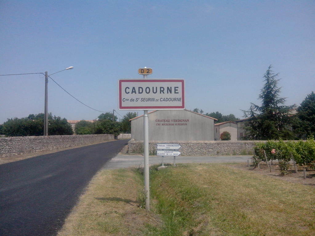 Bed and Breakfast La Cadournaise Saint-Seurin-de-Cadourne Zimmer foto